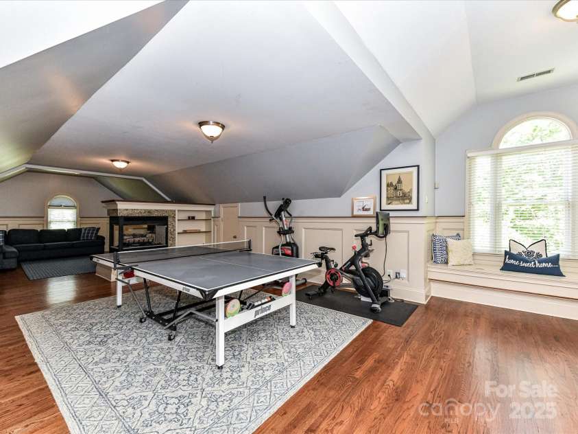 14629 Jockeys Ridge Drive, Charlotte, NC 28277.  MLS# CAR4218367, YatesRealty ID 9774. 2nd Bonus /Loft