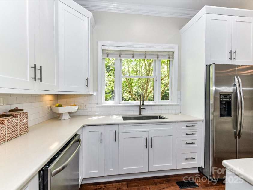 14629 Jockeys Ridge Drive, Charlotte, NC 28277.  MLS# CAR4218367, YatesRealty ID 9774. 