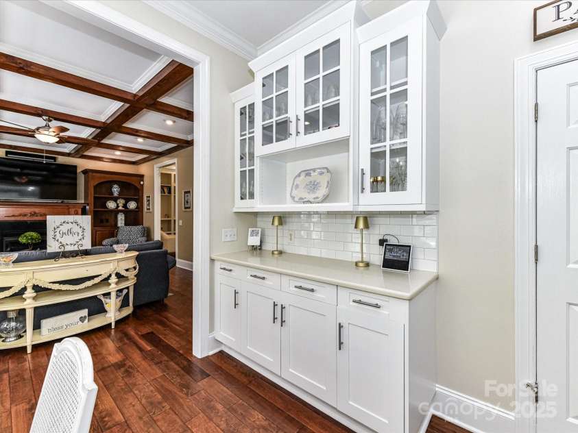 14629 Jockeys Ridge Drive, Charlotte, NC 28277.  MLS# CAR4218367, YatesRealty ID 9774. 