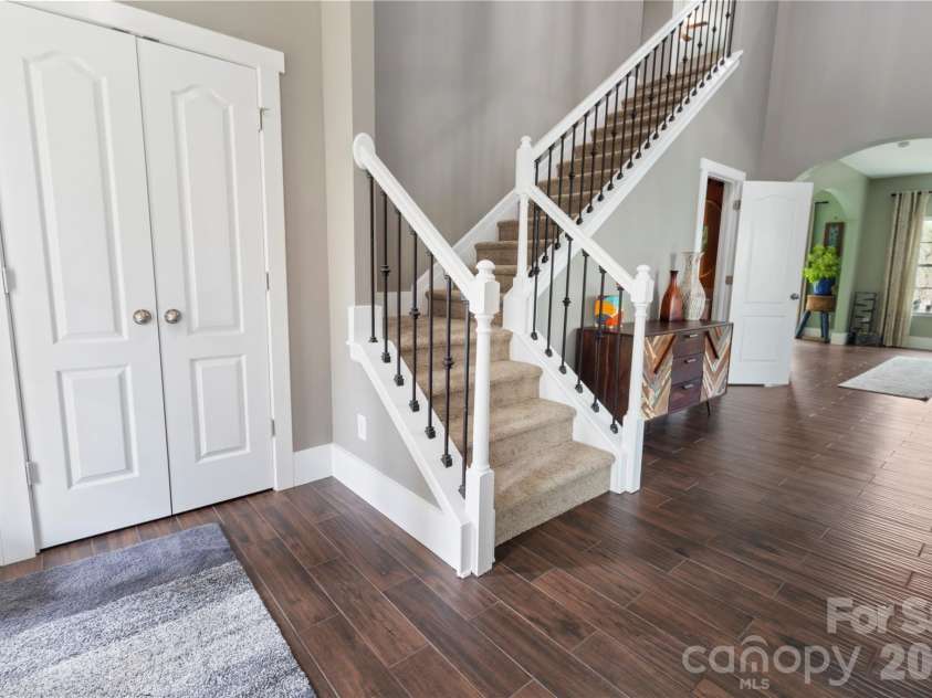 4873 Samuel Pinckney Drive, Belmont, NC 28012.  MLS# CAR4364374, YatesRealty ID 9774. 