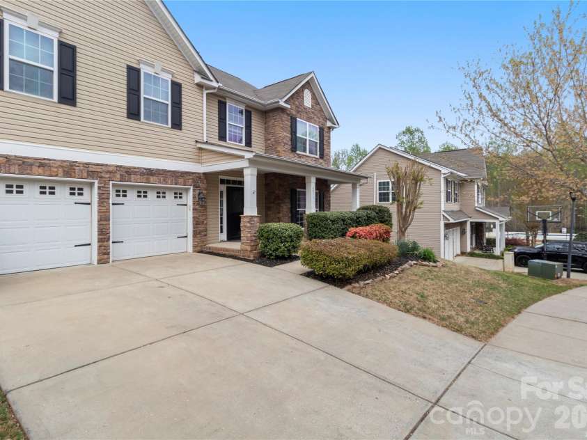 4873 Samuel Pinckney Drive, Belmont, NC 28012.  MLS# CAR4364374, YatesRealty ID 9774. 