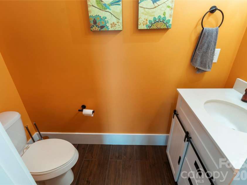 4873 Samuel Pinckney Drive, Belmont, NC 28012.  MLS# CAR4364374, YatesRealty ID 9774. 