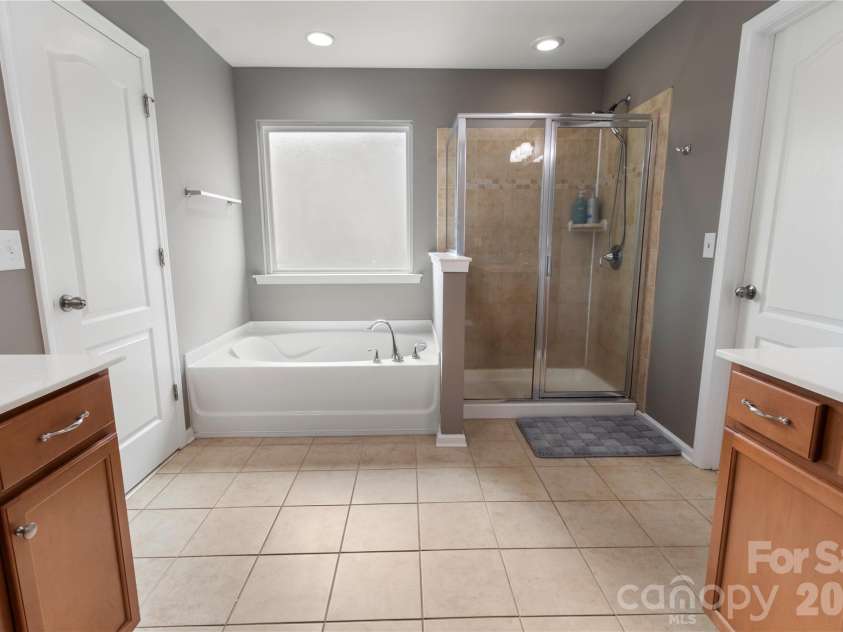 4873 Samuel Pinckney Drive, Belmont, NC 28012.  MLS# CAR4364374, YatesRealty ID 9774. 