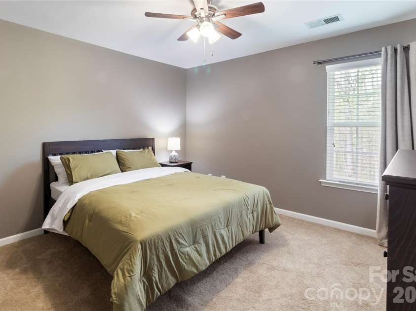 4873 Samuel Pinckney Drive, Belmont, NC 28012.  MLS# CAR4364374, YatesRealty ID 9774. 