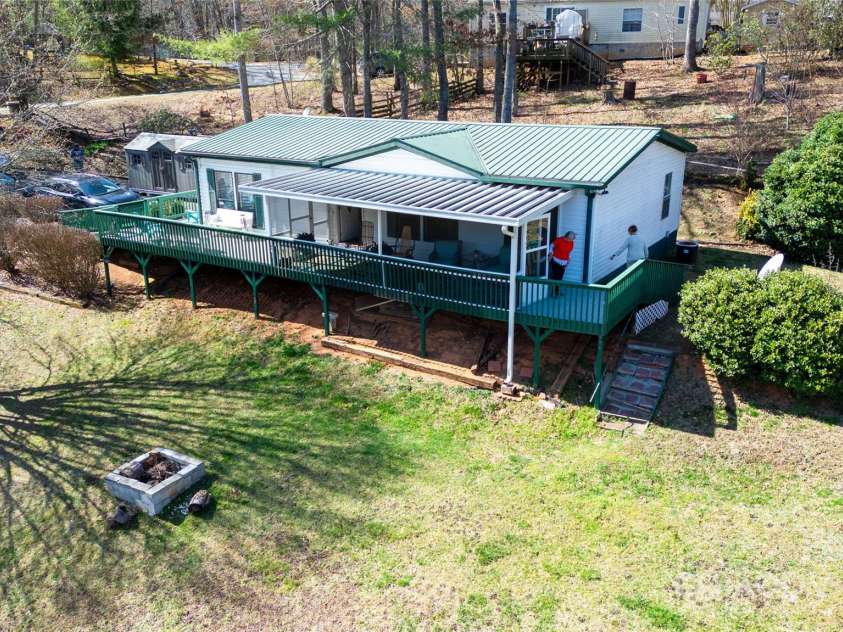 145 Meadowland Circle, Otto, NC 28763.  MLS# CAR4233905, YatesRealty ID 9775. 
