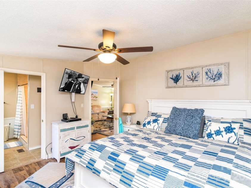 145 Meadowland Circle, Otto, NC 28763.  MLS# CAR4233905, YatesRealty ID 9775. 