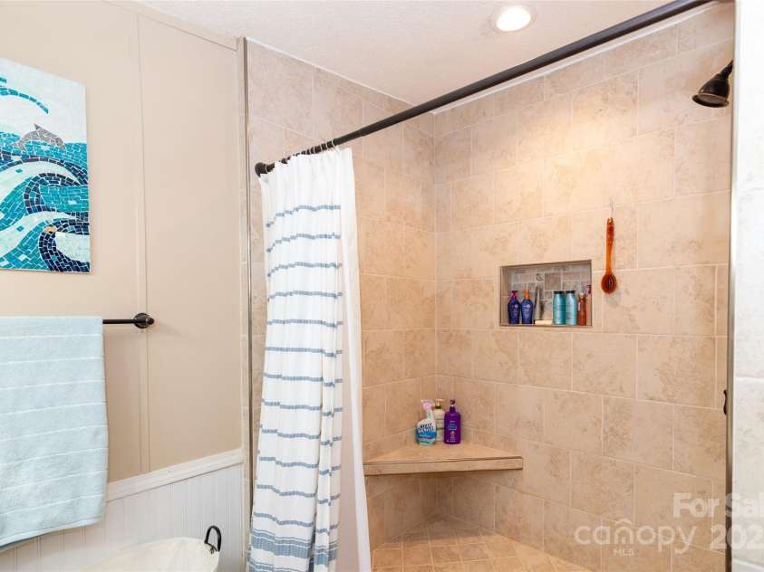 145 Meadowland Circle, Otto, NC 28763.  MLS# CAR4233905, YatesRealty ID 9775. 