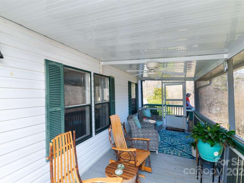 145 Meadowland Circle, Otto, NC 28763.  MLS# CAR4233905, YatesRealty ID 9775. 