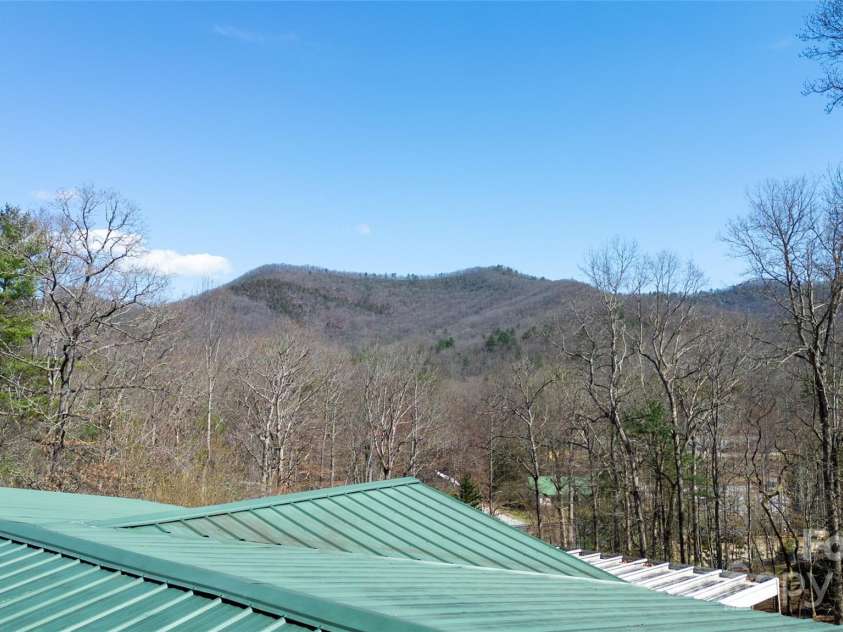 145 Meadowland Circle, Otto, NC 28763.  MLS# CAR4233905, YatesRealty ID 9775. 