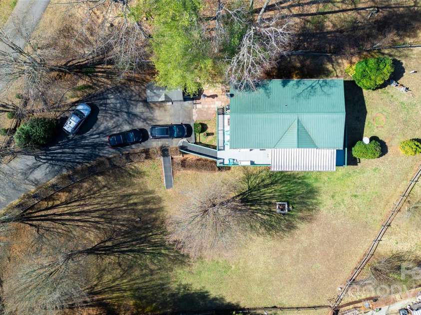 145 Meadowland Circle, Otto, NC 28763.  MLS# CAR4233905, YatesRealty ID 9775. 