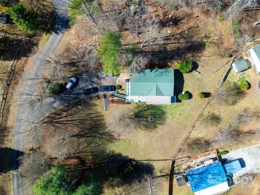 145 Meadowland Circle, Otto, NC 28763.  MLS# CAR4233905, YatesRealty ID 9775. 