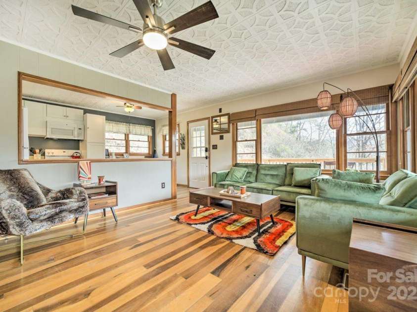 1152 South River Road, Sylva, NC 28779.  MLS# CAR4228594, YatesRealty ID 9776. 