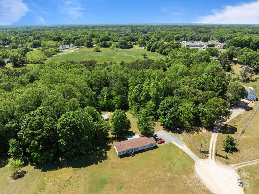 145 McCreek Drive, China Grove, NC 28023.  MLS# CAR4252985, YatesRealty ID 9777. 