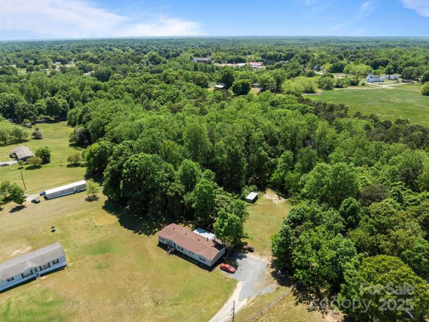 145 McCreek Drive, China Grove, NC 28023.  MLS# CAR4252985, YatesRealty ID 9777. 