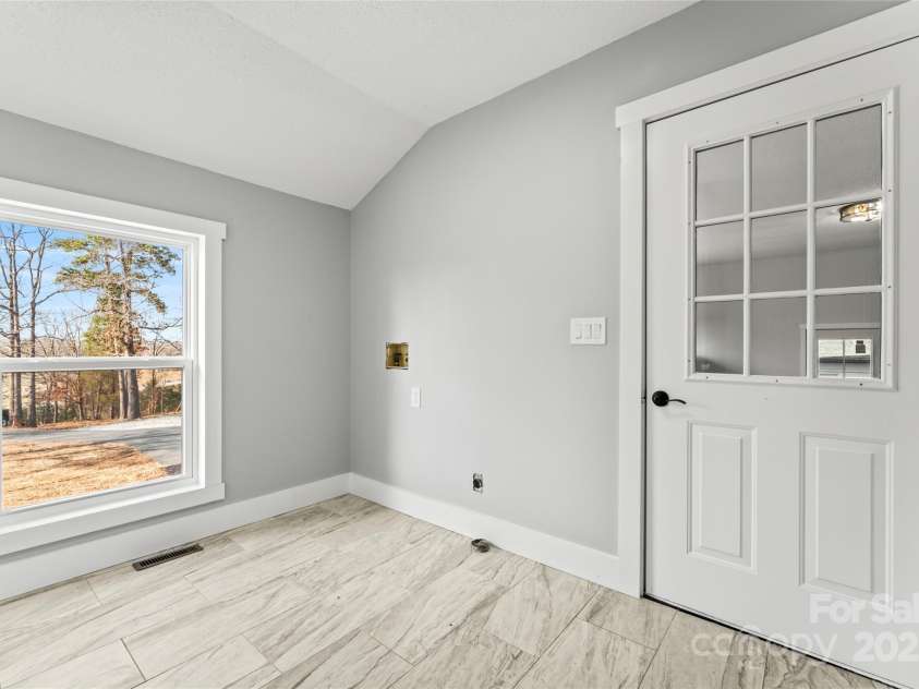 12 Poplin Road, Polkton, NC 28135.  MLS# CAR4220398, YatesRealty ID 9779. 