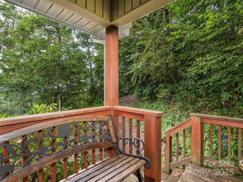 195 Simpson Lane, Maggie Valley, NC 28751.  MLS# CAR4312232, YatesRealty ID 978. 
