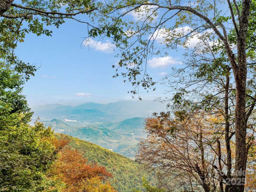 195 Simpson Lane, Maggie Valley, NC 28751.  MLS# CAR4312232, YatesRealty ID 978. 