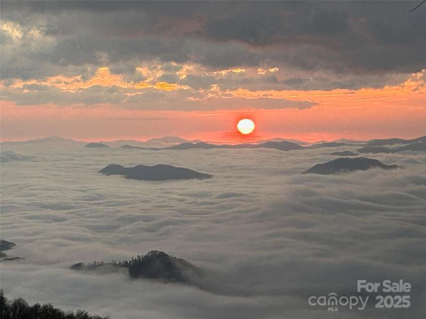 195 Simpson Lane, Maggie Valley, NC 28751.  MLS# CAR4312232, YatesRealty ID 978. 