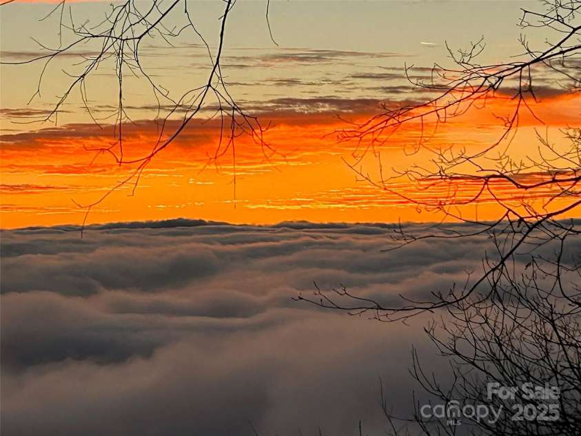 195 Simpson Lane, Maggie Valley, NC 28751.  MLS# CAR4312232, YatesRealty ID 978. 