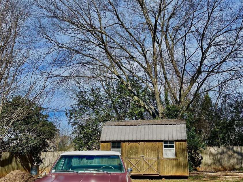 8508 Colgate Circle, Charlotte, NC 28214.  MLS# CAR4221366, YatesRealty ID 9781. 