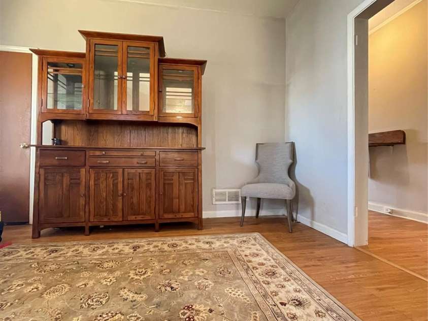 8508 Colgate Circle, Charlotte, NC 28214.  MLS# CAR4221366, YatesRealty ID 9781. 
