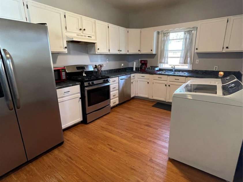 8508 Colgate Circle, Charlotte, NC 28214.  MLS# CAR4221366, YatesRealty ID 9781. 