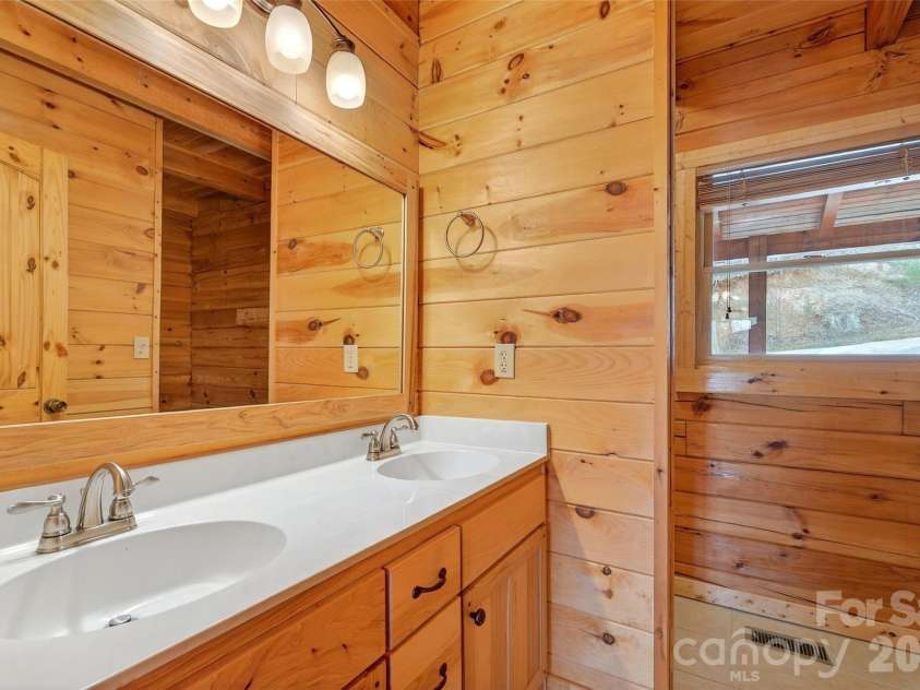 398 Waterfall Drive, Marion, NC 28752.  MLS# CAR4362657, YatesRealty ID 9782. 