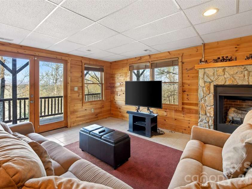 398 Waterfall Drive, Marion, NC 28752.  MLS# CAR4362657, YatesRealty ID 9782. 