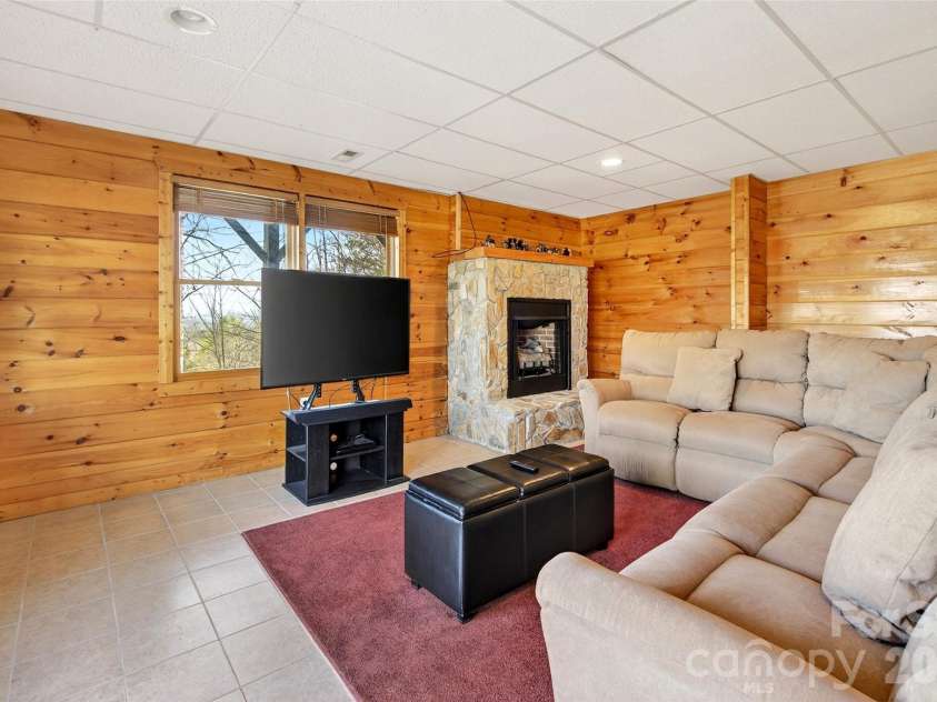 398 Waterfall Drive, Marion, NC 28752.  MLS# CAR4362657, YatesRealty ID 9782. 