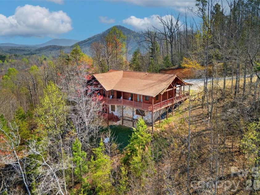 398 Waterfall Drive, Marion, NC 28752.  MLS# CAR4362657, YatesRealty ID 9782. 