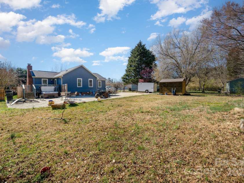 240 Old Limestone Road, York, SC 29745.  MLS# CAR4230595, YatesRealty ID 9783. 