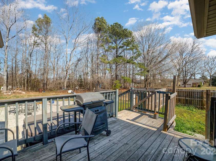 240 Old Limestone Road, York, SC 29745.  MLS# CAR4230595, YatesRealty ID 9783. 