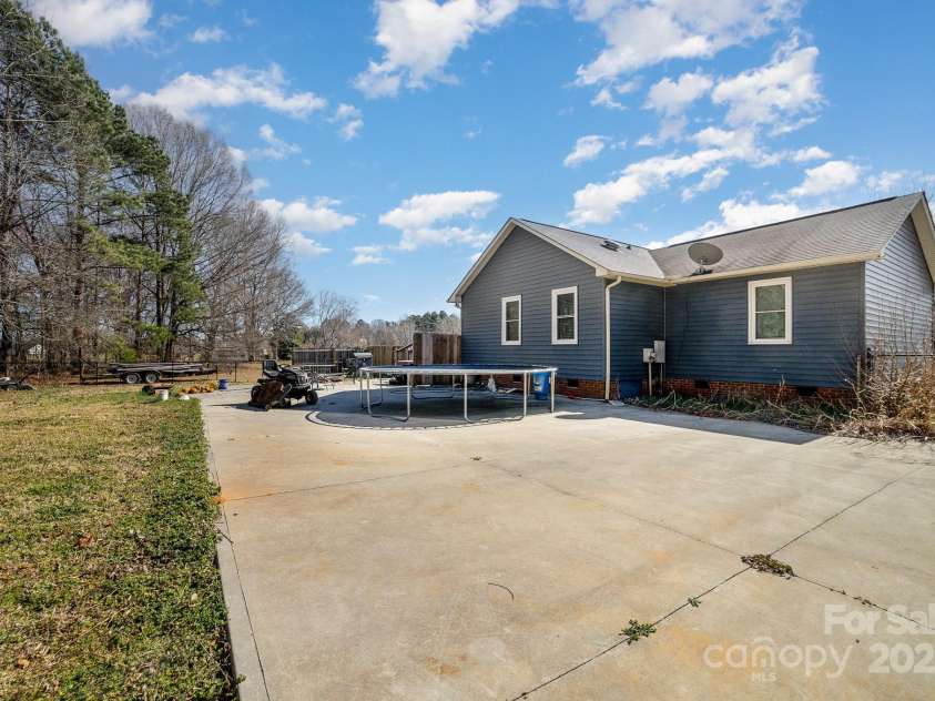 240 Old Limestone Road, York, SC 29745.  MLS# CAR4230595, YatesRealty ID 9783. 