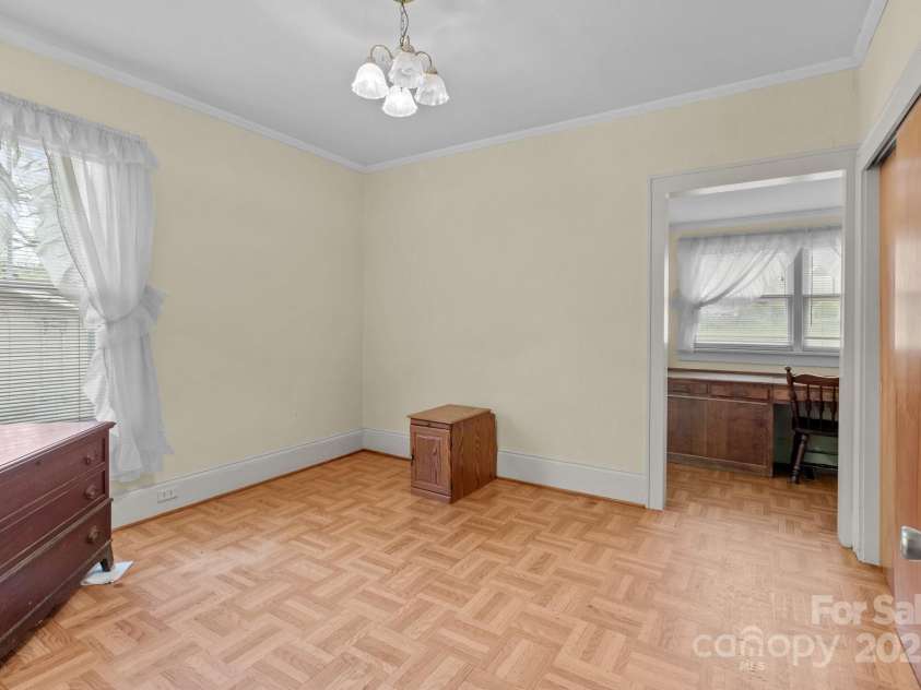 182 Ryan Street, Salisbury, NC 28144.  MLS# CAR4247848, YatesRealty ID 9784. 