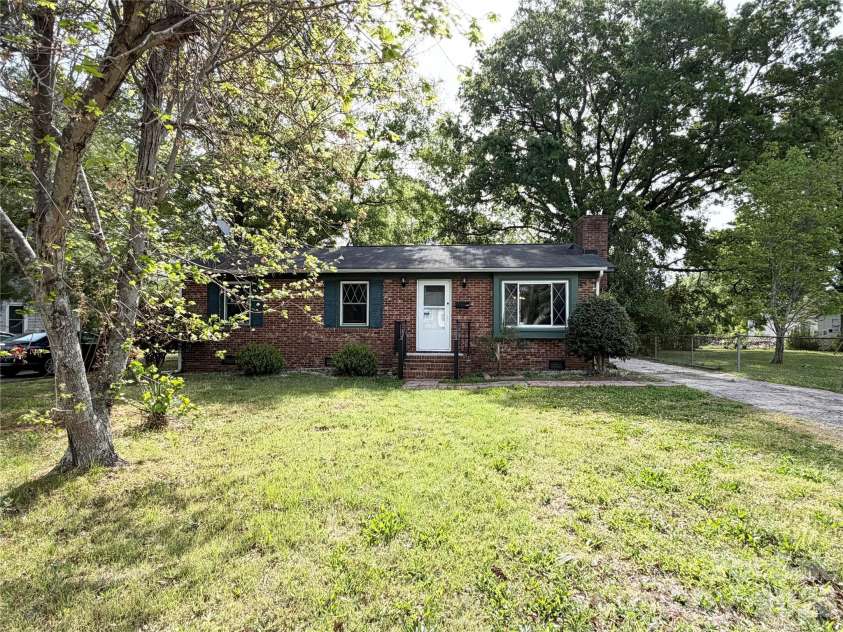 308 High Street, Rock Hill, SC 29730.  MLS# CAR4366502, YatesRealty ID 9785. 