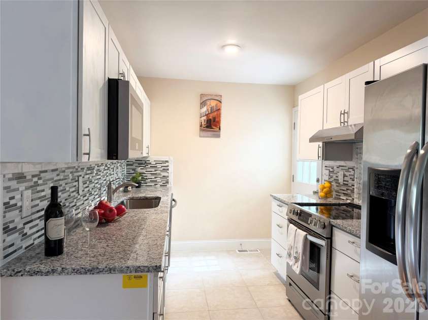 308 High Street, Rock Hill, SC 29730.  MLS# CAR4366502, YatesRealty ID 9785. 