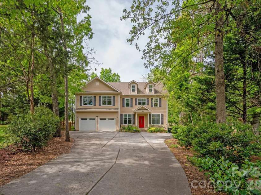 3629 Chilham Place, Charlotte, NC 28226.  MLS# CAR4366642, YatesRealty ID 9786. 