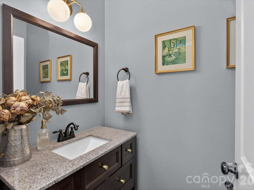 3629 Chilham Place, Charlotte, NC 28226.  MLS# CAR4366642, YatesRealty ID 9786. 
