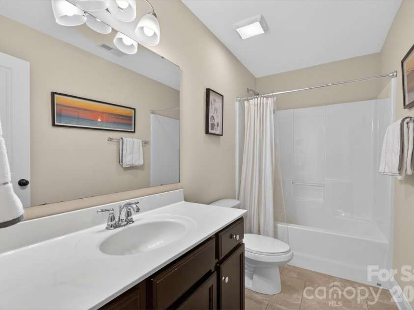 3629 Chilham Place, Charlotte, NC 28226.  MLS# CAR4366642, YatesRealty ID 9786. 