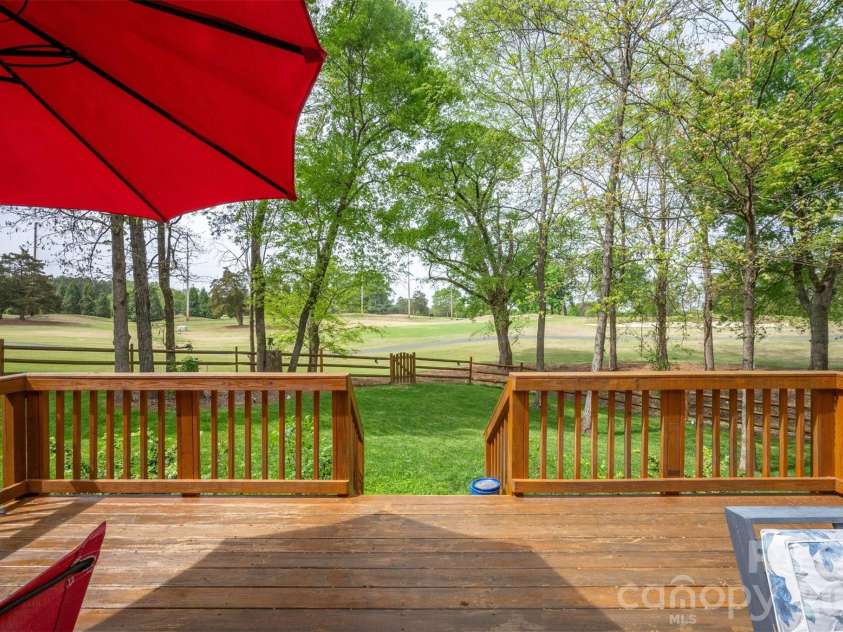 3629 Chilham Place, Charlotte, NC 28226.  MLS# CAR4366642, YatesRealty ID 9786. 