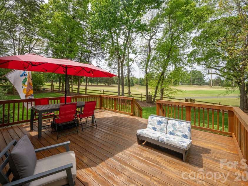 3629 Chilham Place, Charlotte, NC 28226.  MLS# CAR4366642, YatesRealty ID 9786. 
