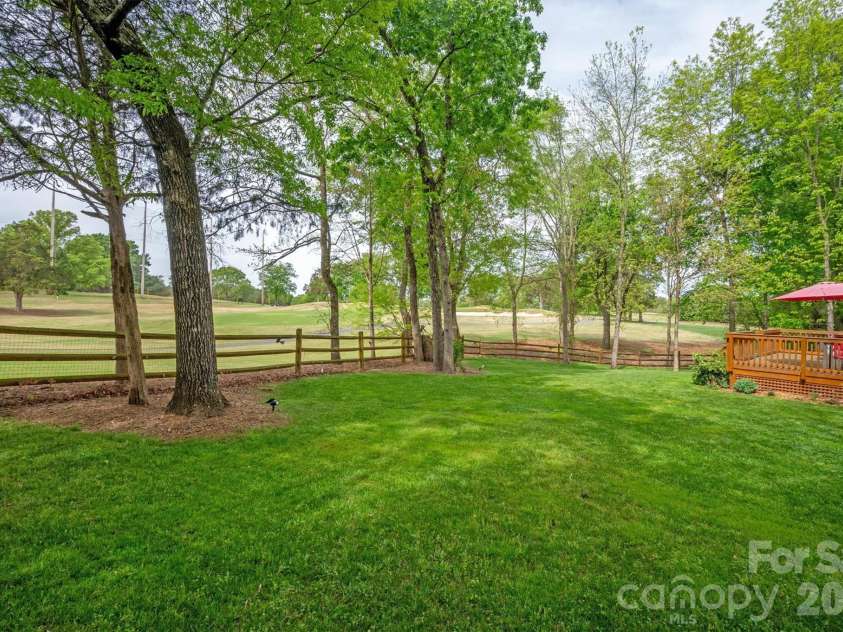 3629 Chilham Place, Charlotte, NC 28226.  MLS# CAR4366642, YatesRealty ID 9786. 
