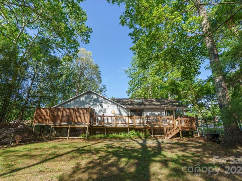 61 Ashcroft Place, Arden, NC 28704.  MLS# CAR4252321, YatesRealty ID 9787. 