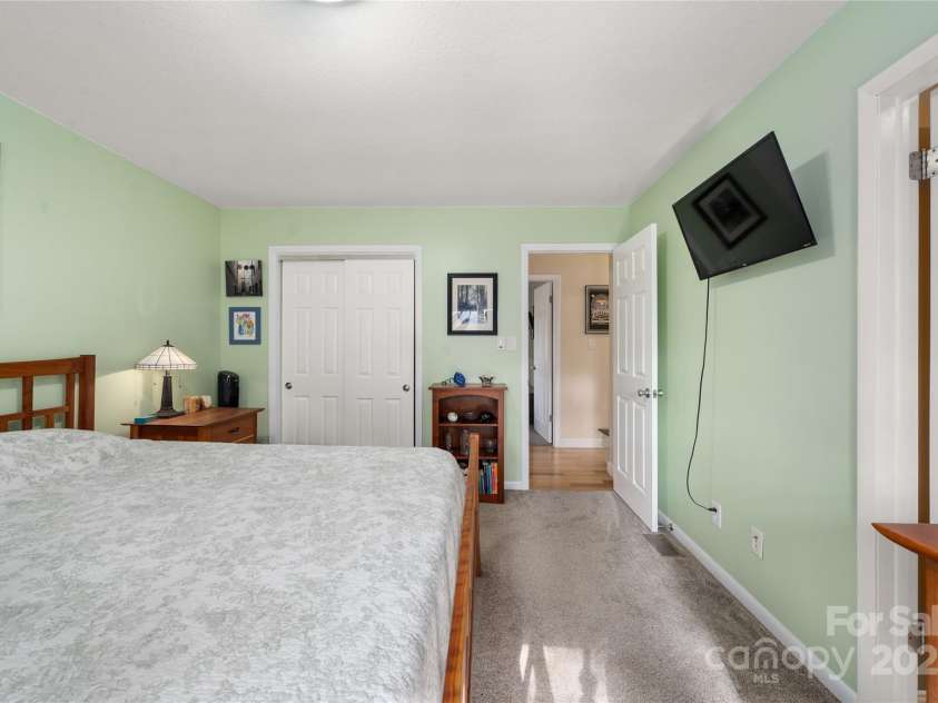 61 Ashcroft Place, Arden, NC 28704.  MLS# CAR4252321, YatesRealty ID 9787. 