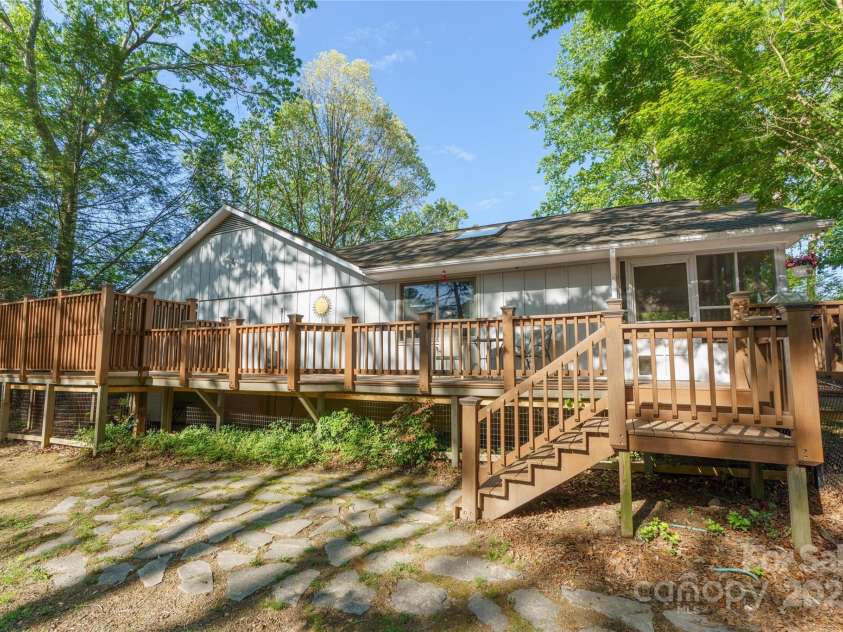 61 Ashcroft Place, Arden, NC 28704.  MLS# CAR4252321, YatesRealty ID 9787. 