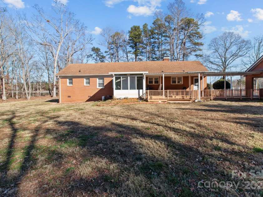 44339 Us 52 Highway, Richfield, NC 28137.  MLS# CAR4211349, YatesRealty ID 9788. 