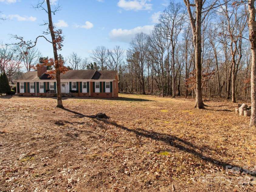 44339 Us 52 Highway, Richfield, NC 28137.  MLS# CAR4211349, YatesRealty ID 9788. 