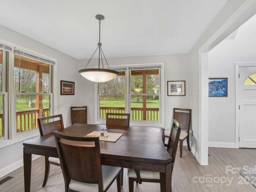 531 Pioneer Ridge Road, Canton, NC 28716.  MLS# CAR4249316, YatesRealty ID 9790. 