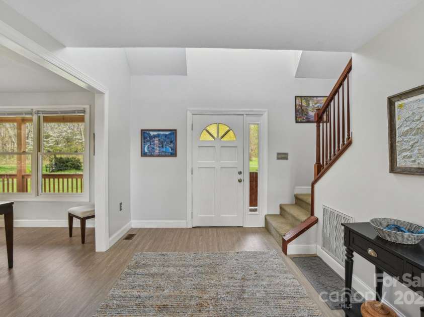 531 Pioneer Ridge Road, Canton, NC 28716.  MLS# CAR4249316, YatesRealty ID 9790. 