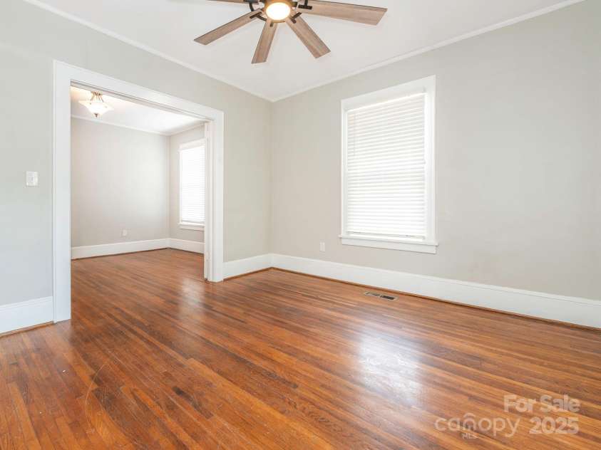 1512 Sunnyside Avenue, Charlotte, NC 28204.  MLS# CAR4249506, YatesRealty ID 9791. Unit 2 - Living Room